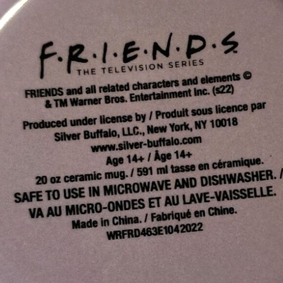 FRIENDS Purple Central Perk Smelly Cat 20 oz Oversized Coffee Mug Latte - Picture 14 of 17